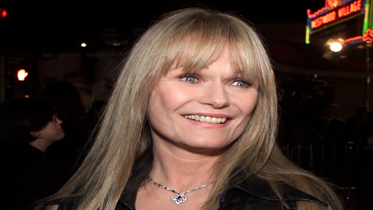 Valerie Perrine, Iconic Superman Star, Dies at 82 After Illness